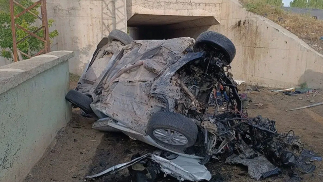 Kastamonu'da otomobil devrildi: 1 ölü, 4 yaralı