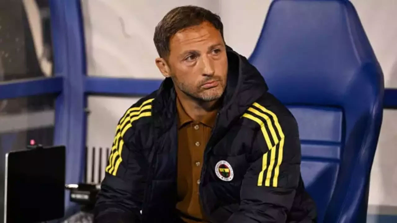 Fenerbahçe'de yerli oyuncular Domenico Tedesco'dan şikayetçi