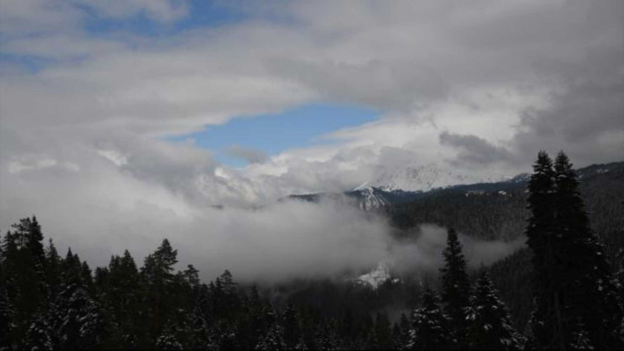İran’dan İsrail’e füze saldırısı! Sirenler çalıyor