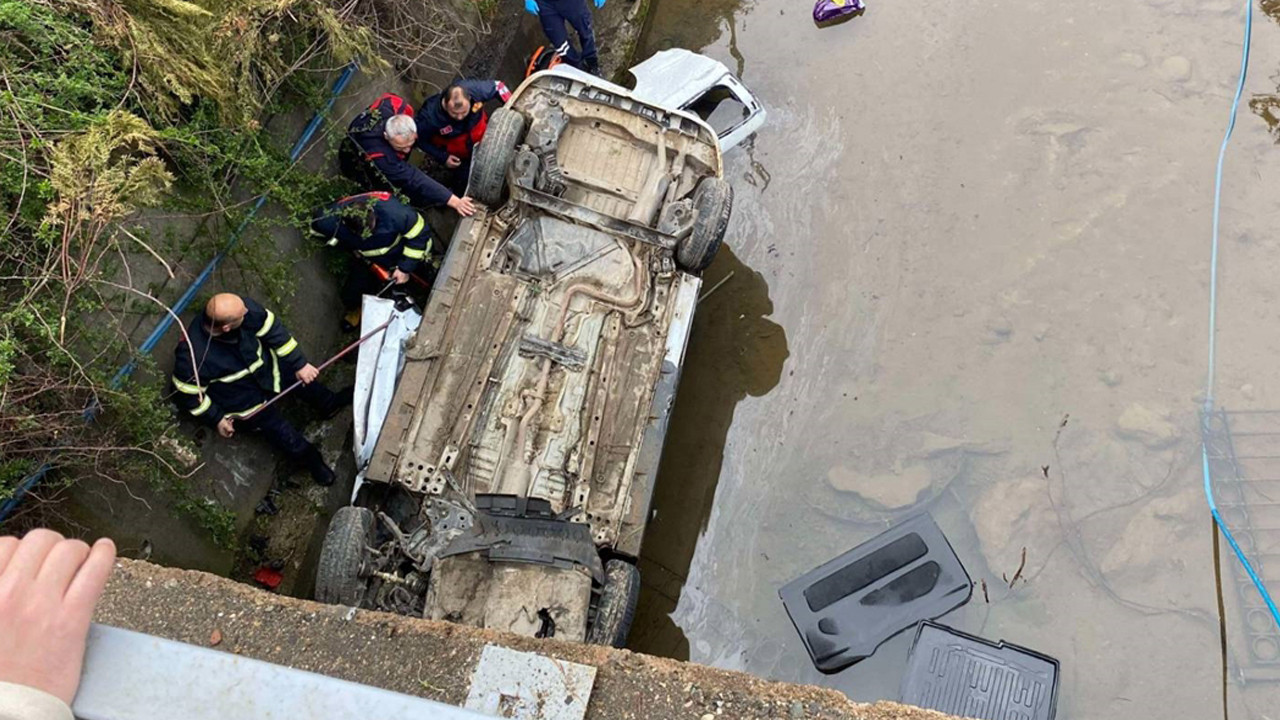 Cenaze törenine katılmak için geldiler! 3 kardeş feci kazada hayatını kaybetti