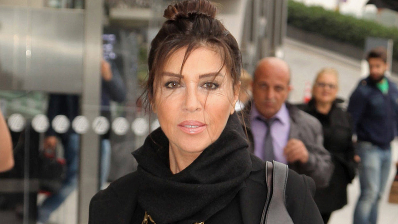 Nebahat Çehre o günden sonra mücevher takmıyor: ''19 parça mücevherim çalındı''