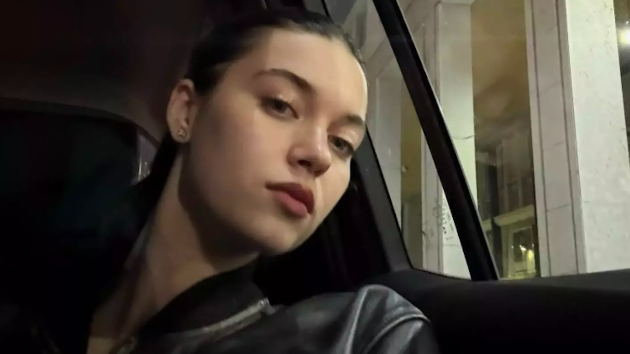 Afra Saraçoğlu Milano'dan paylaştı! O karelerine beğeni yağdı...