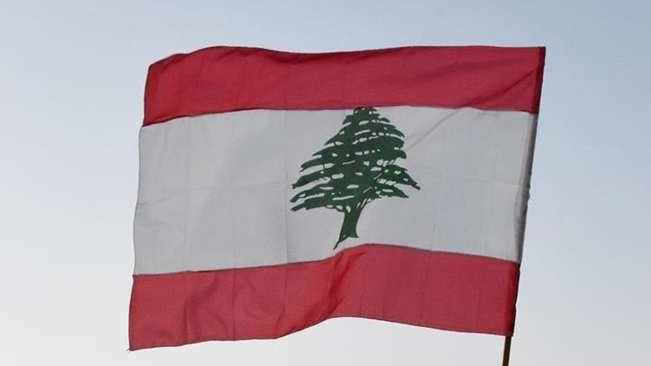 Lübnan, İranlı büyükelçiyi "istenmeyen kişi" ilan etti