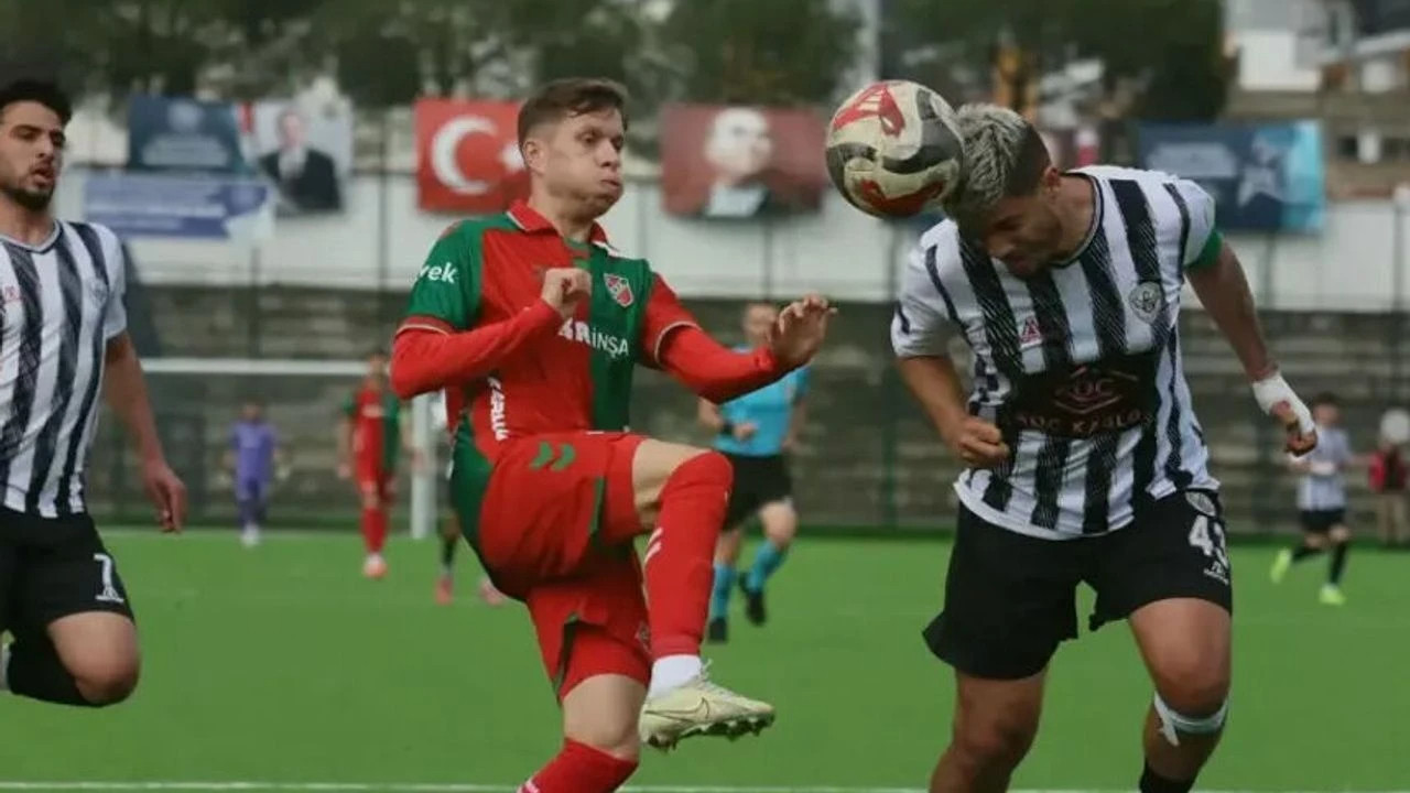 12-0 geriye düşünce 60'ncı dakikada maçtan çekildiler