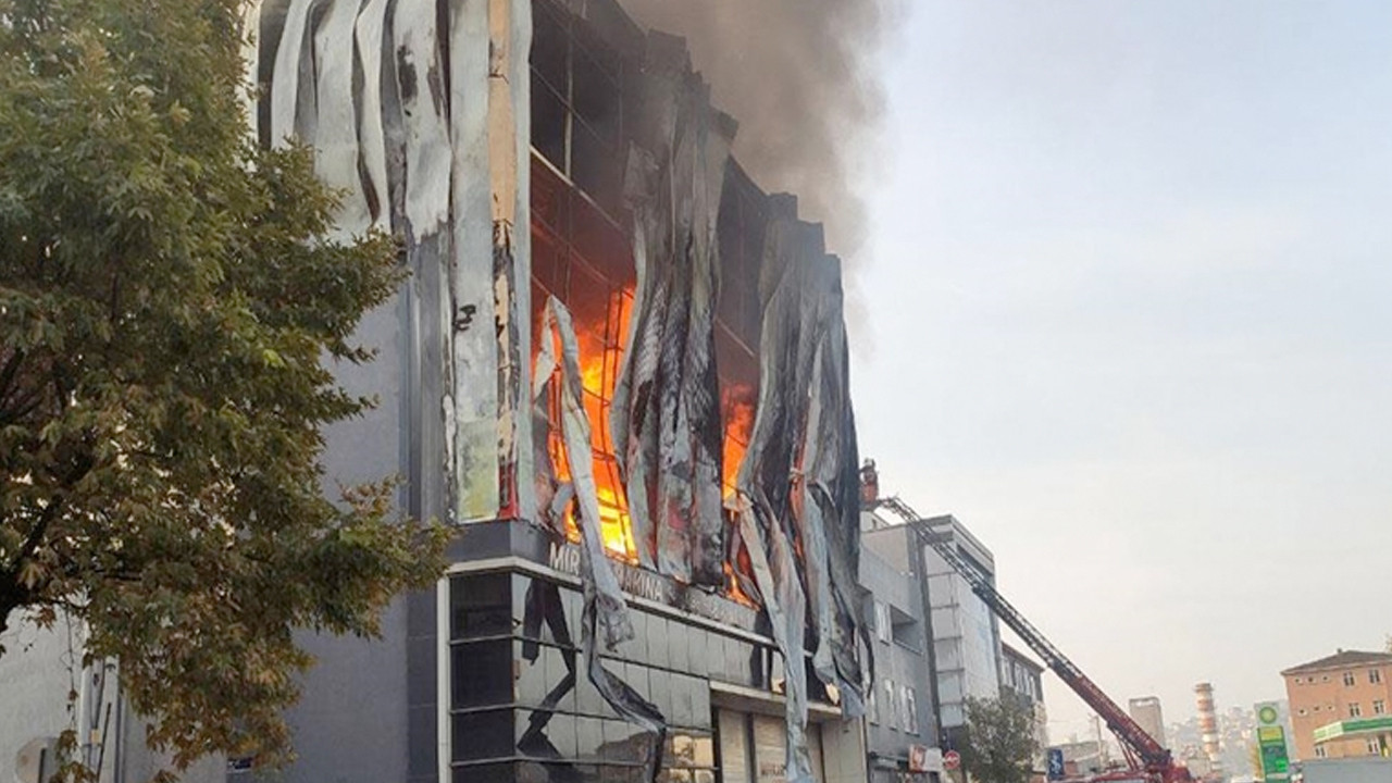 Dilovası'ndaki fabrika yangını! "7 kişi öldü, vicdan azabı çekmiyor musunuz?" diye soruldu
