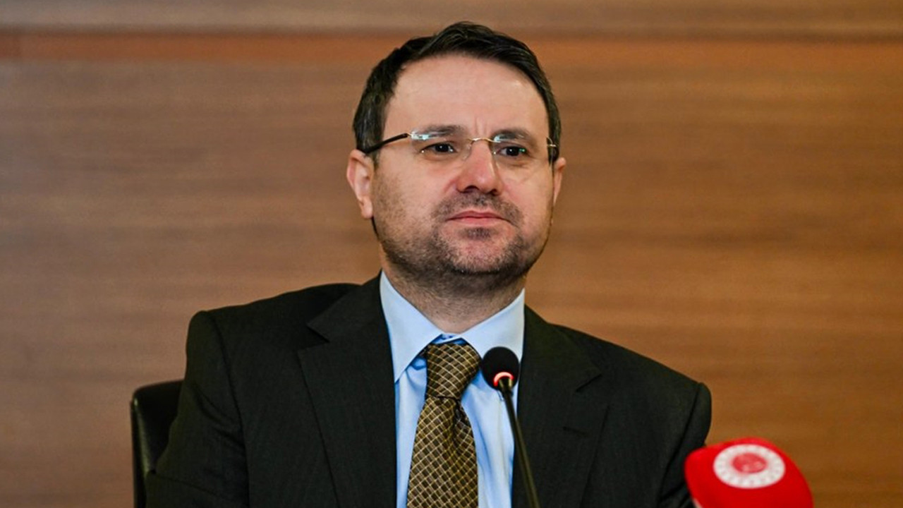 Akın Gürlek mal varlığı tartışmasında Özgür Özel'e neden yanıt vermediğini açıkladı