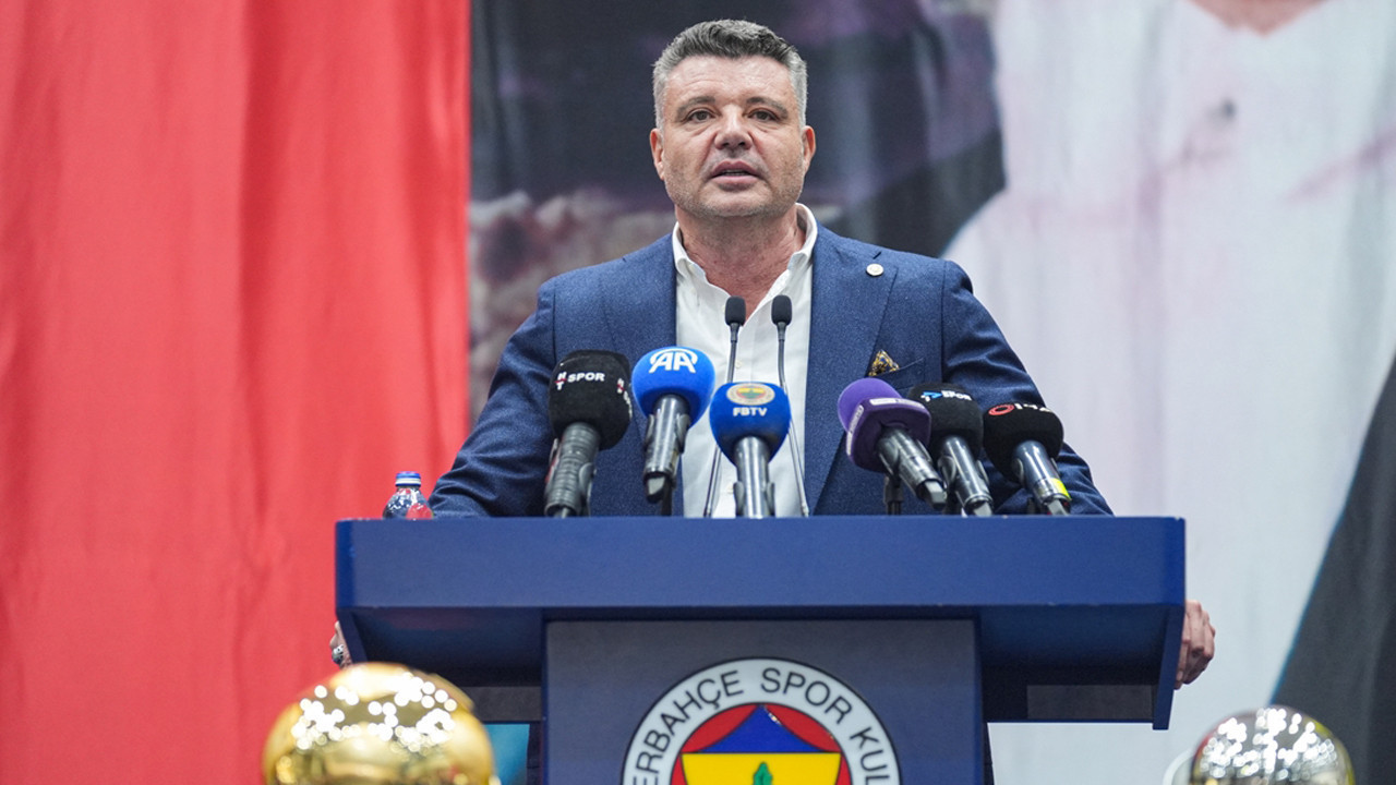 Sadettin Saran kararını verdi! 4 ismi takımdan gönderecek