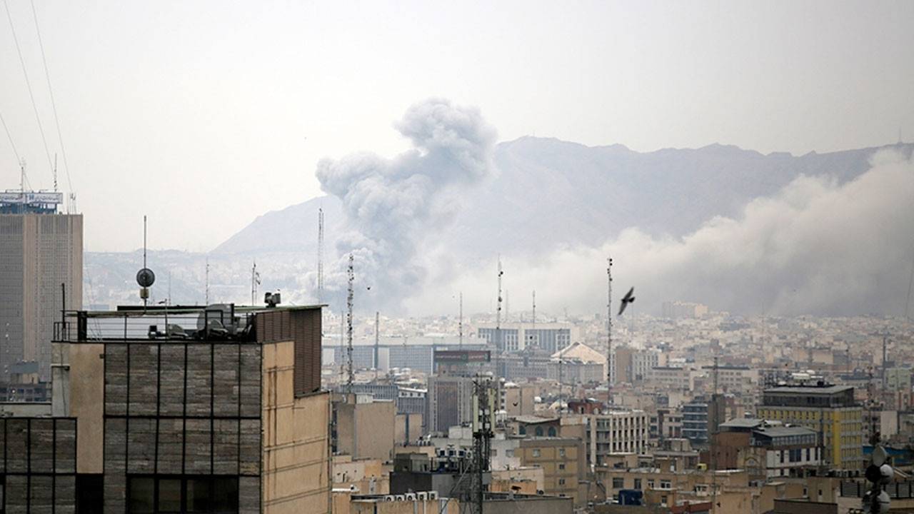 ABD-İsrail saldırıları altındaki İran'ın Kum kentinde 6 kişi öldü