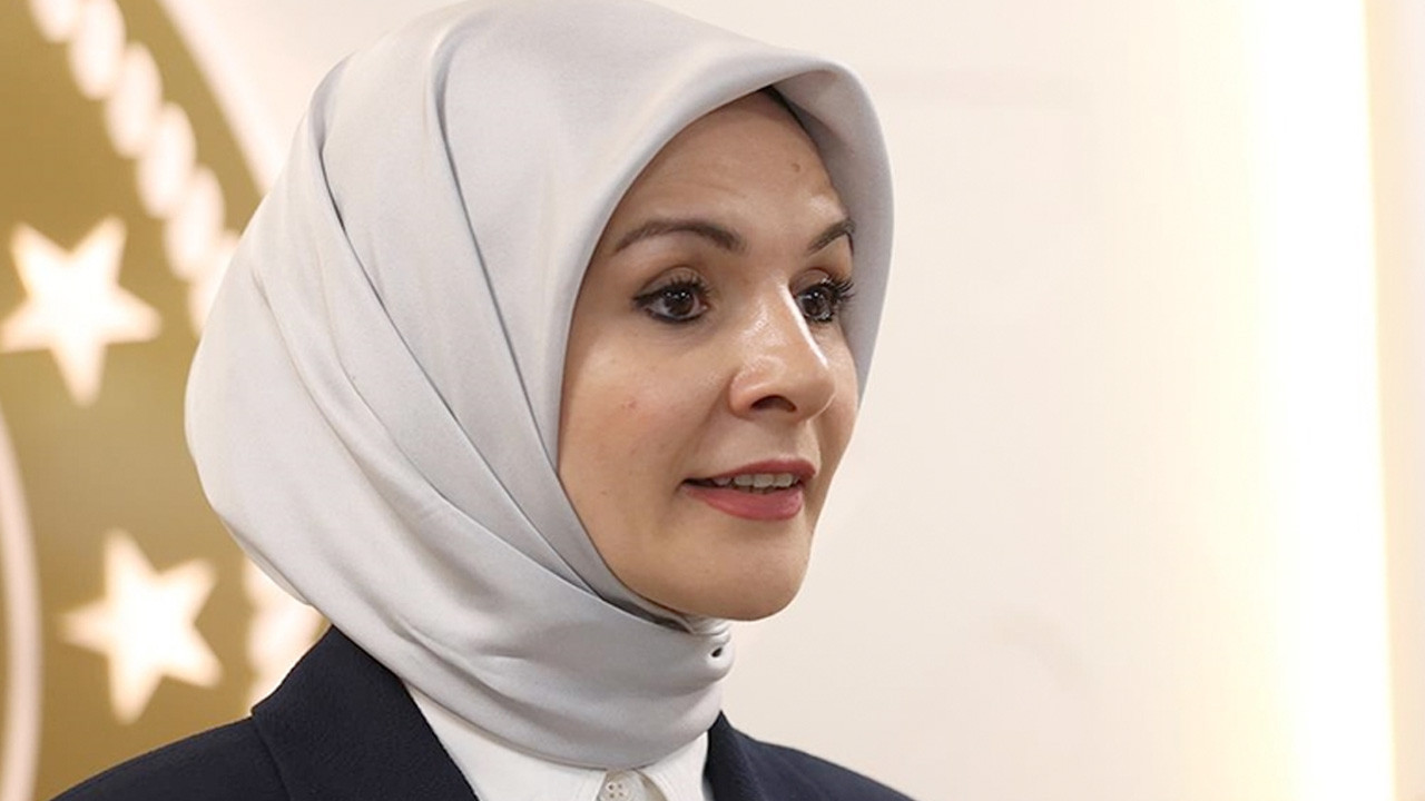 Bakan Göktaş'tan doğum izni ve sosyal medya düzenlemesi açıklaması! Detaylar belli oldu