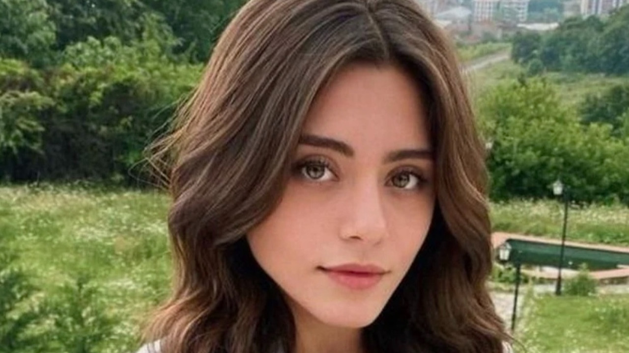 Sıla Türkoğlu'nun liseli halleri! Arkadaşı bakın nasıl paylaştı