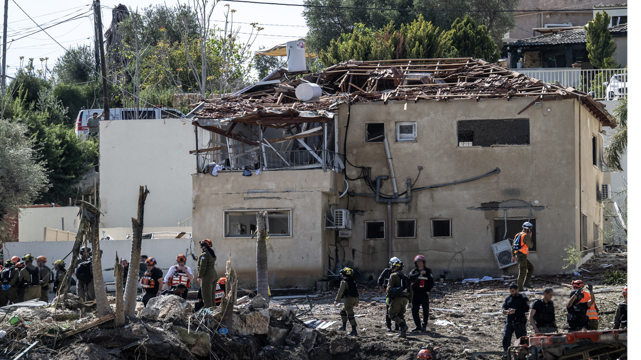 İran'dan fırlatılan misilleme füzesi doğrudan isabet etti