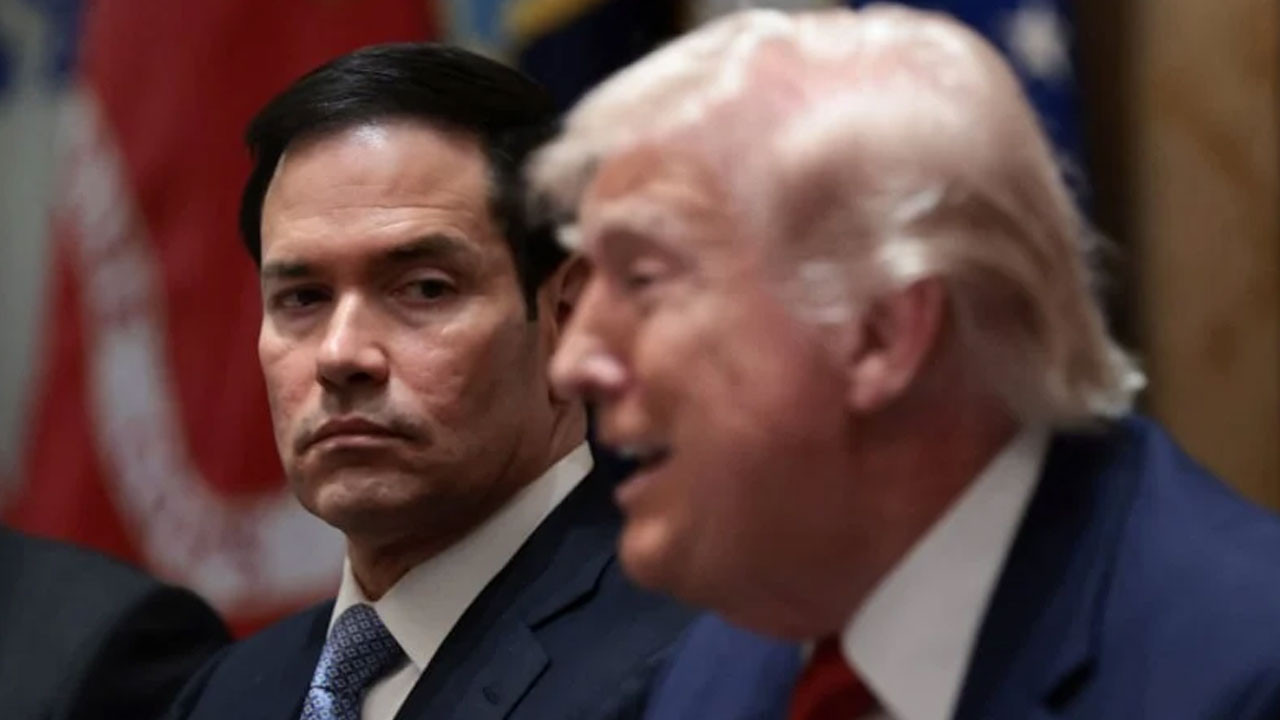 ABD Dışişleri Bakanı: İran'a saldırıları haftalar içinde tamamlamayı bekliyoruz