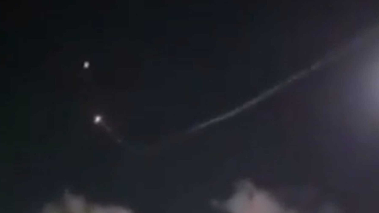 Demir kubbe delik deşik! İran'ın füzelerini böyle ıskaladı