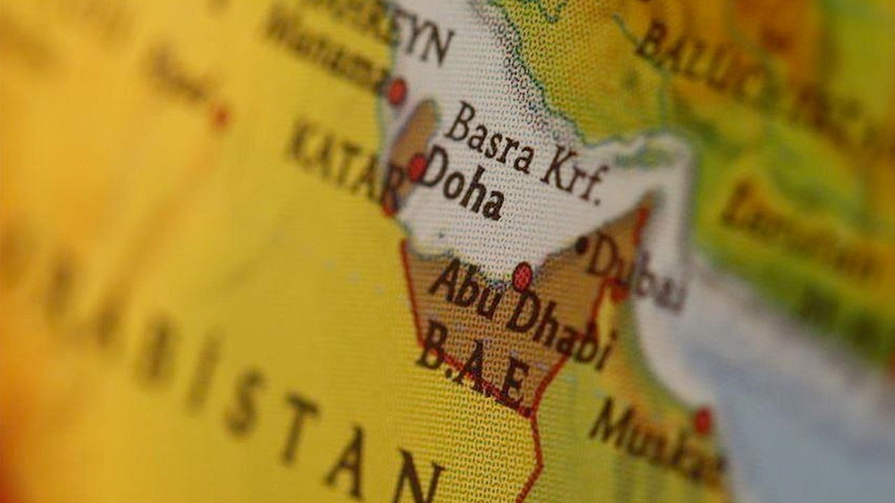 BAE'den İran vatandaşlarına giriş yasağı!