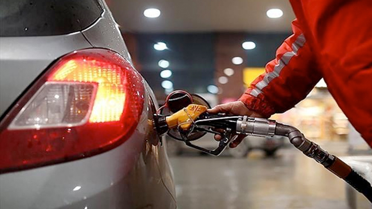 Akaryakıt cep yakıyor! Yeni zam geldi, bir deponun maliyetine bakın benzin motorin...