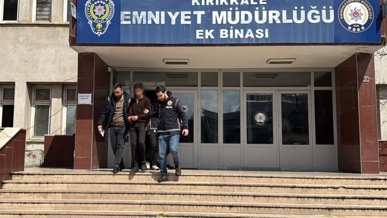 İki kardeş babalarını bıçak ve nacakla öldürdü