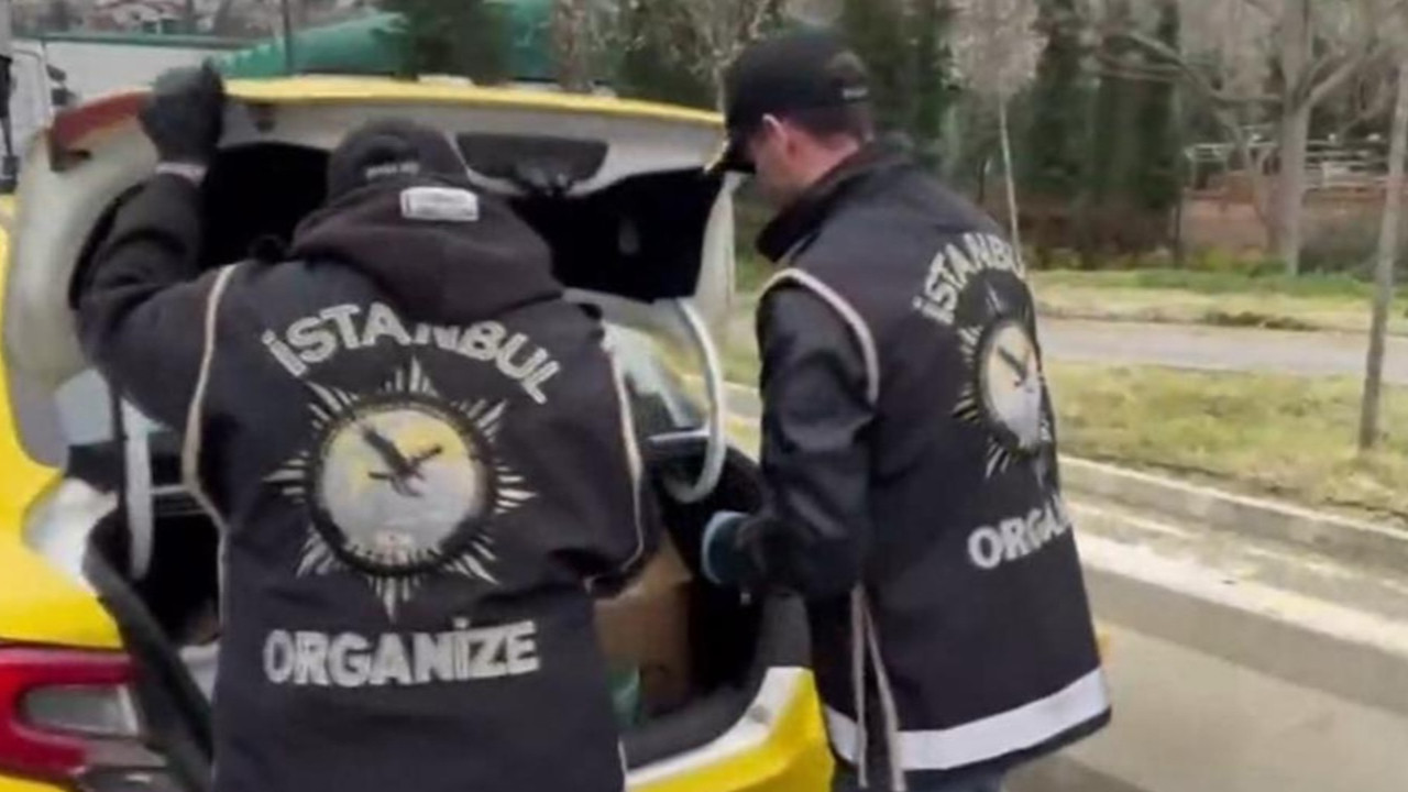 İstanbul'da kaçak silah operasyonu: 113 tabanca ele geçirildi