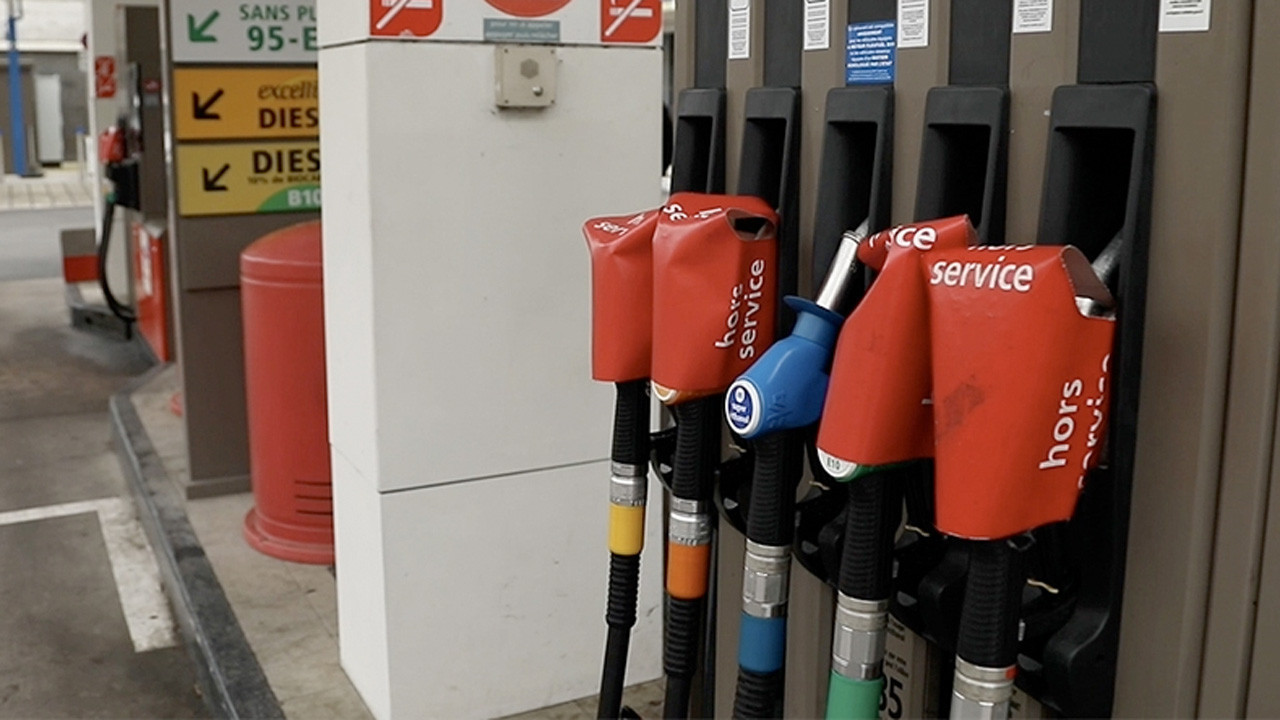 Hürmüz krizi sonrası Pakistan'da benzin ve dizel fiyatları yüzde 54 arttı
