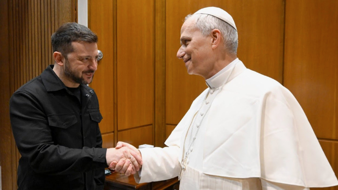 Papa 14. Leo ile Ukrayna Devlet Başkanı Zelenskiy telefonda görüştü