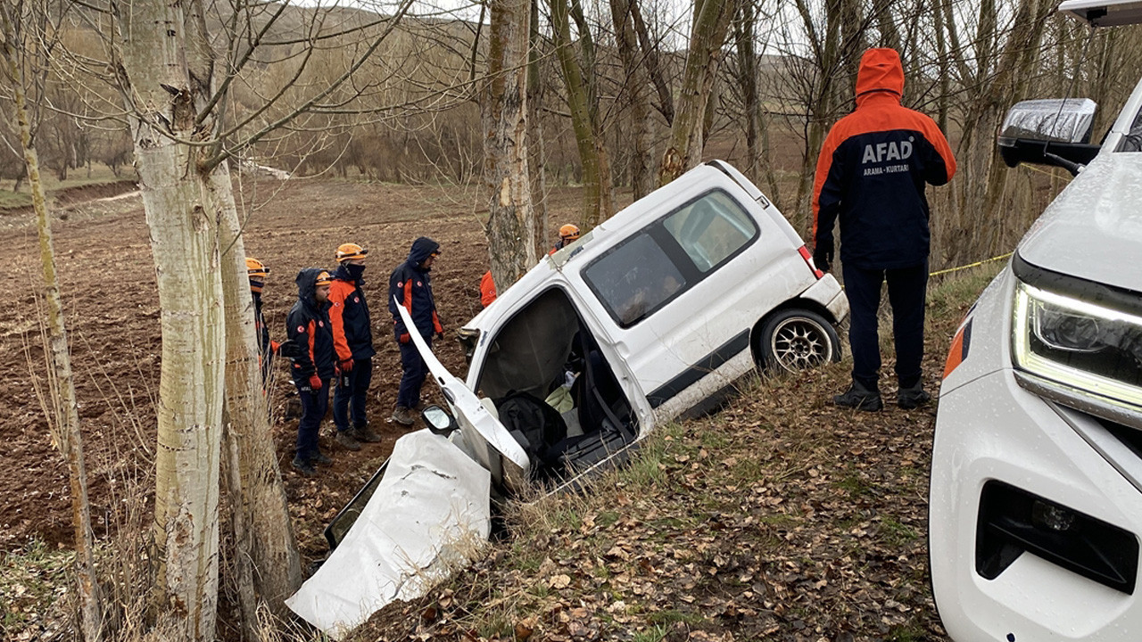 Sivas'ta feci kaza! Aynı aileden 3 kişi öldü