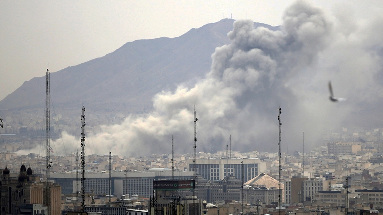 İran'ın güneyinde bir çimento fabrikası ABD-İsrail'in saldırısının hedefi oldu