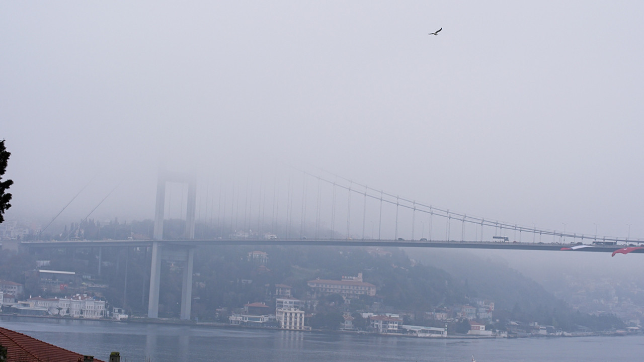 İstanbul'da sis etkili oluyor