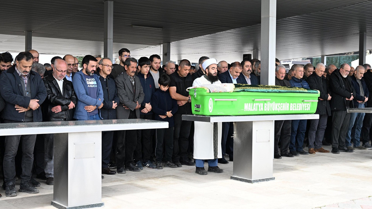 Malatya'da hayatını kaybeden Çiğdem öğretmen toprağa verildi