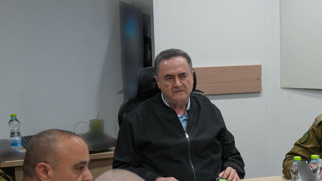 İran’ın en büyük petrokimya tesisine saldırı! İsrail Savunma Bakanı açıkladı