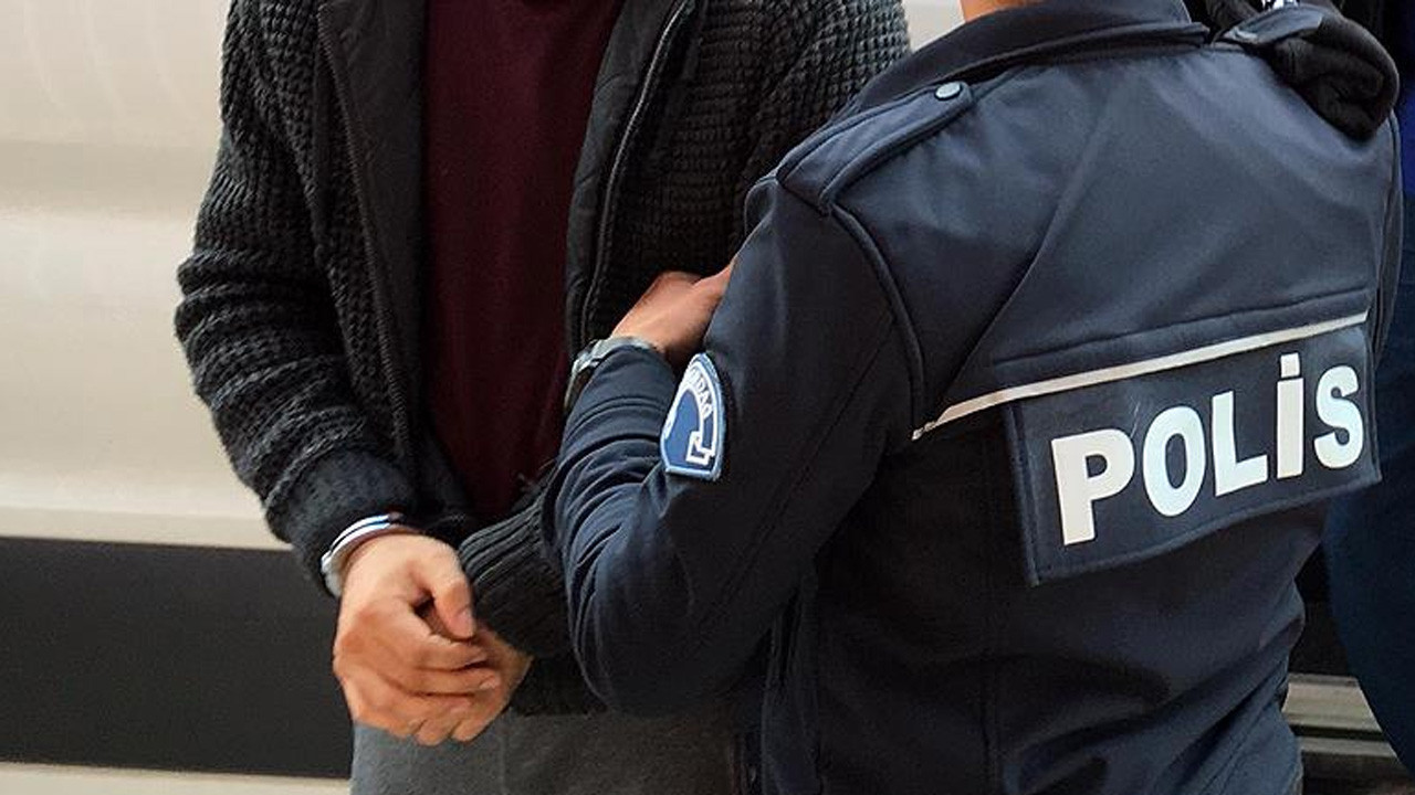 Serik Belediye binasına silahlı saldırı! Saldırgan yakalandı