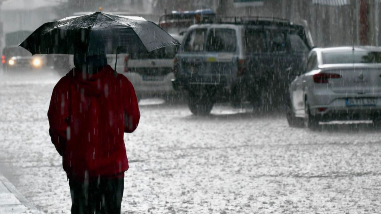 Meteoroloji'den sağanak uyarısı! Tam güneşi gördük derken yeniden bastıracak...