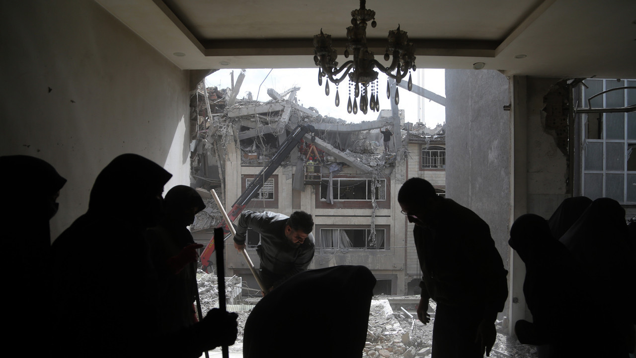 Trump'ın sivil altyapı tehdidi sonrası İranlı yetkiliden çarpıcı çağrı