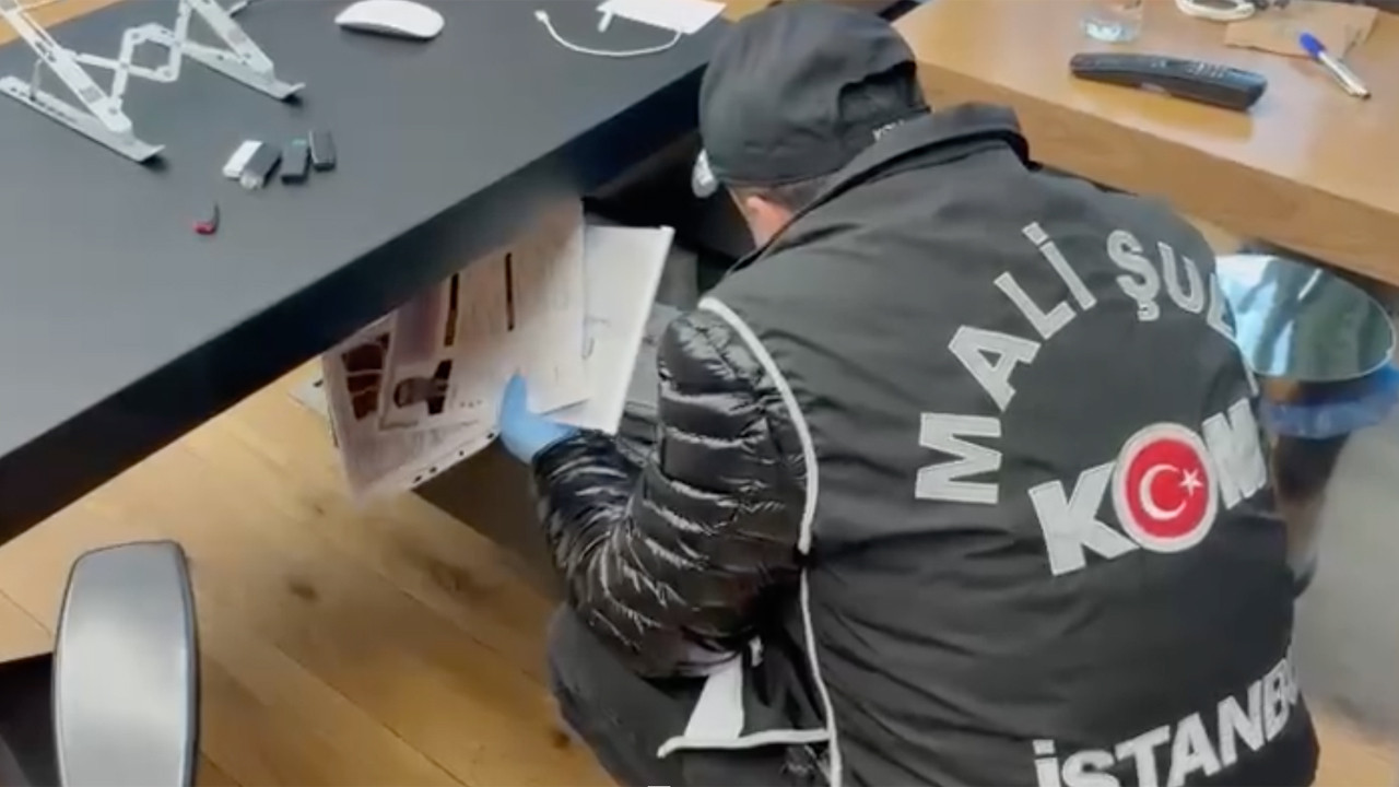 Üsküdar Belediyesi'ne operasyon! İş takipçisinin evinde 4.5 milyon bulundu