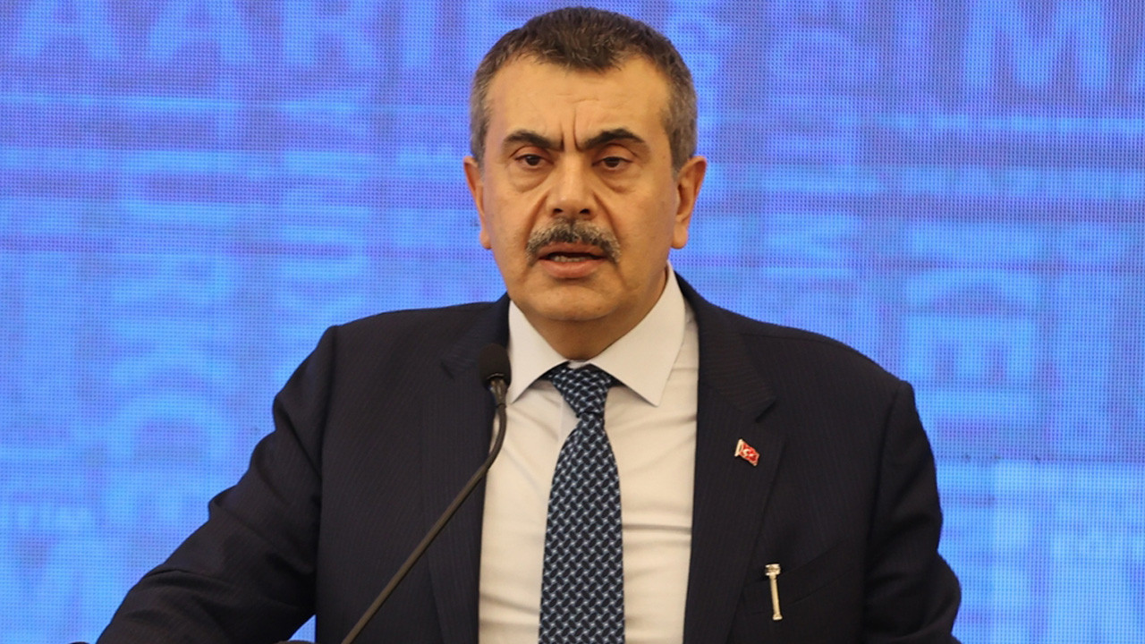 Bakan Tekin duyurdu: Okullarda Milli Takım için marş yarışması başladı