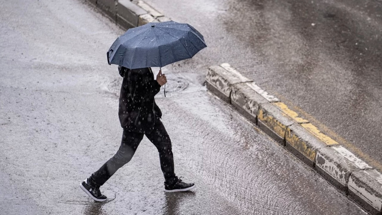 Kış geri geldi! 42 il için sarı kod uyarısı Kar ve sağanak yağışa dikkat