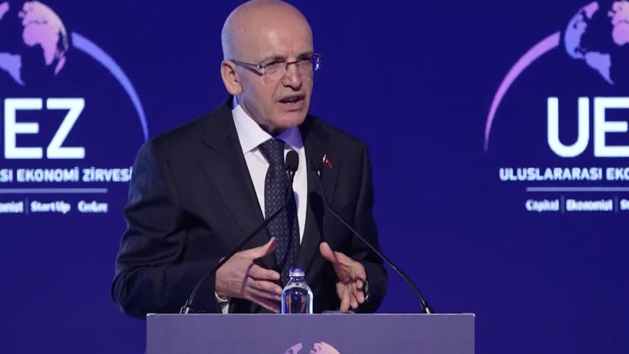 Bakan Mehmet Şimşek'ten flaş mesajlar: "Ne gerekiyorsa yapacağız"