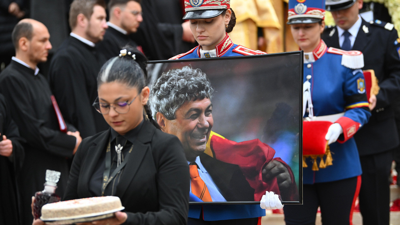 Romanya'da Mircea Lucescu için cenaze töreni düzenlendi