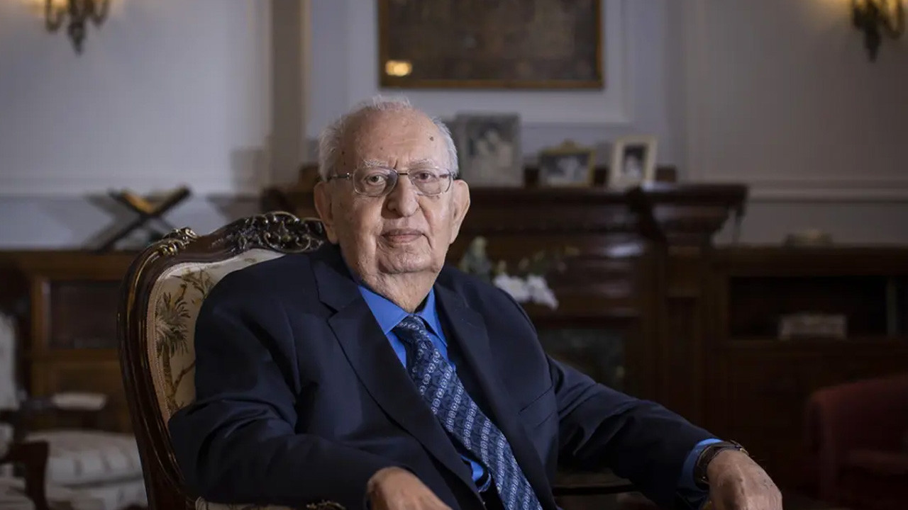 Eski TBMM Başkanı Hüsamettin Cindoruk hayatını kaybetti