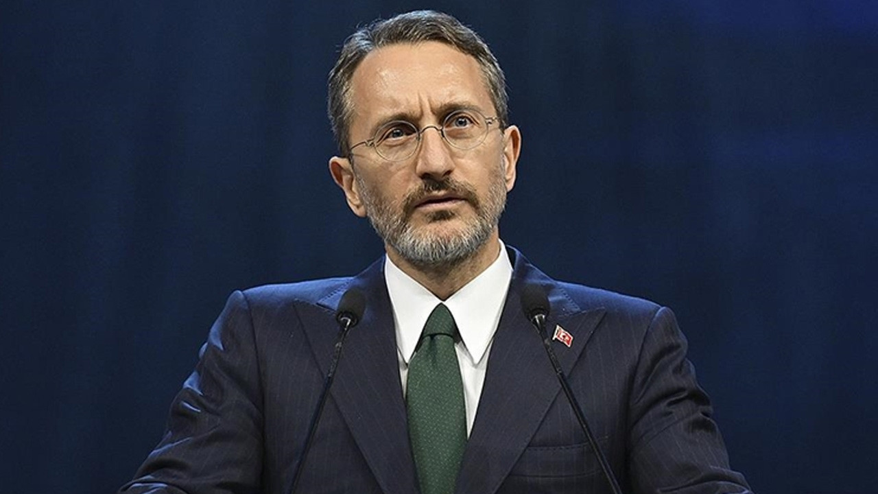Türkiye'nin Vatikan Büyükelçisi Fahrettin Altun, güven mektubunu Papa'ya sundu
