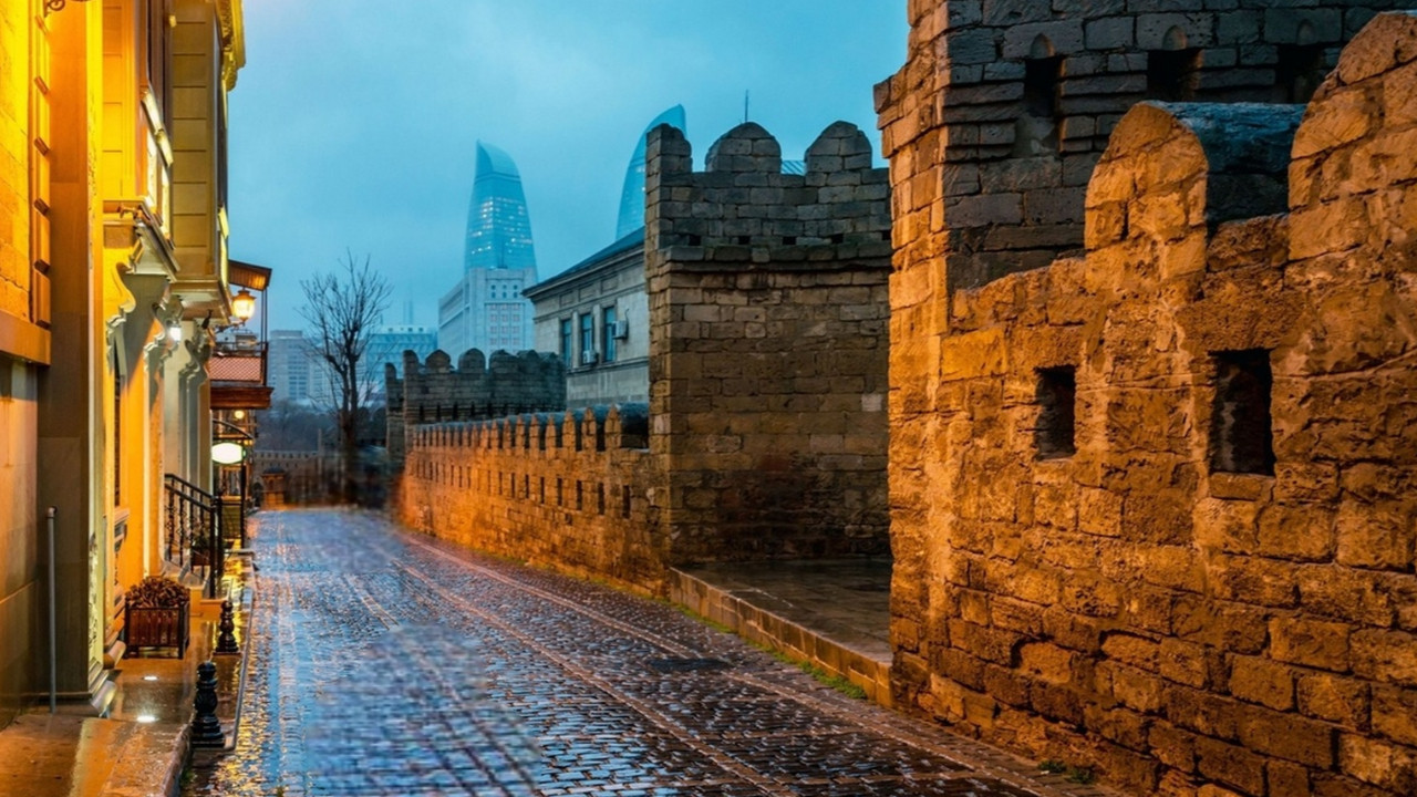 KURŞUNA DİZİLEN MÜFESSİR