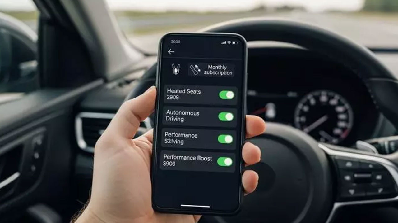Otomobillerde yazılım krizi çıktı: Uzaktan çalıştırma bile ücretli olacak