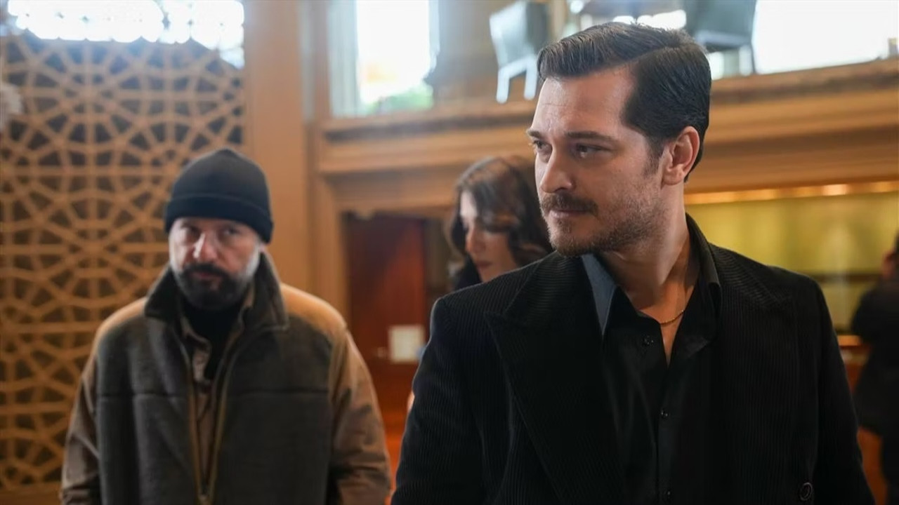 Eşref Rüya dizisinde şok ayrılık iddiası! Çağatay Ulusoy kadrodan çıkıyor mu?