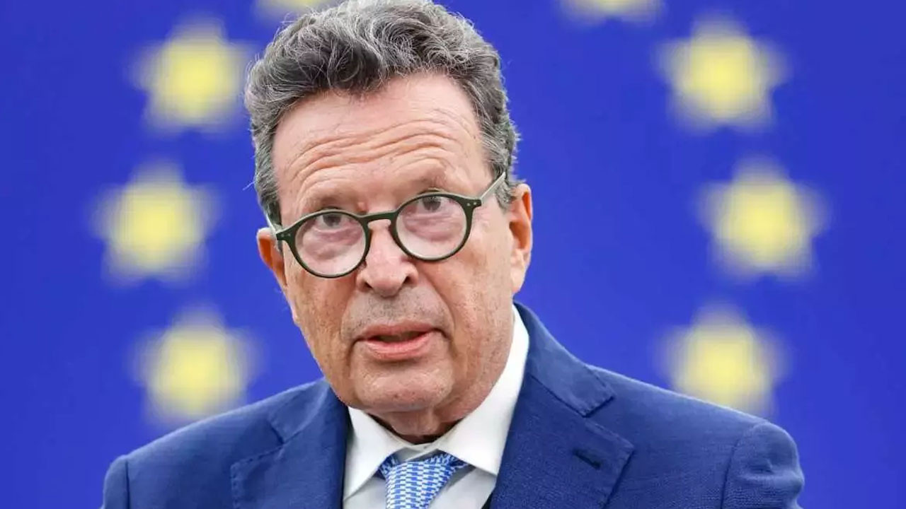 Yunanistan'dan sürpriz çıkış! 'Türkiye'ye karşı katillerle ittifak yapamayız' deyip uyardı