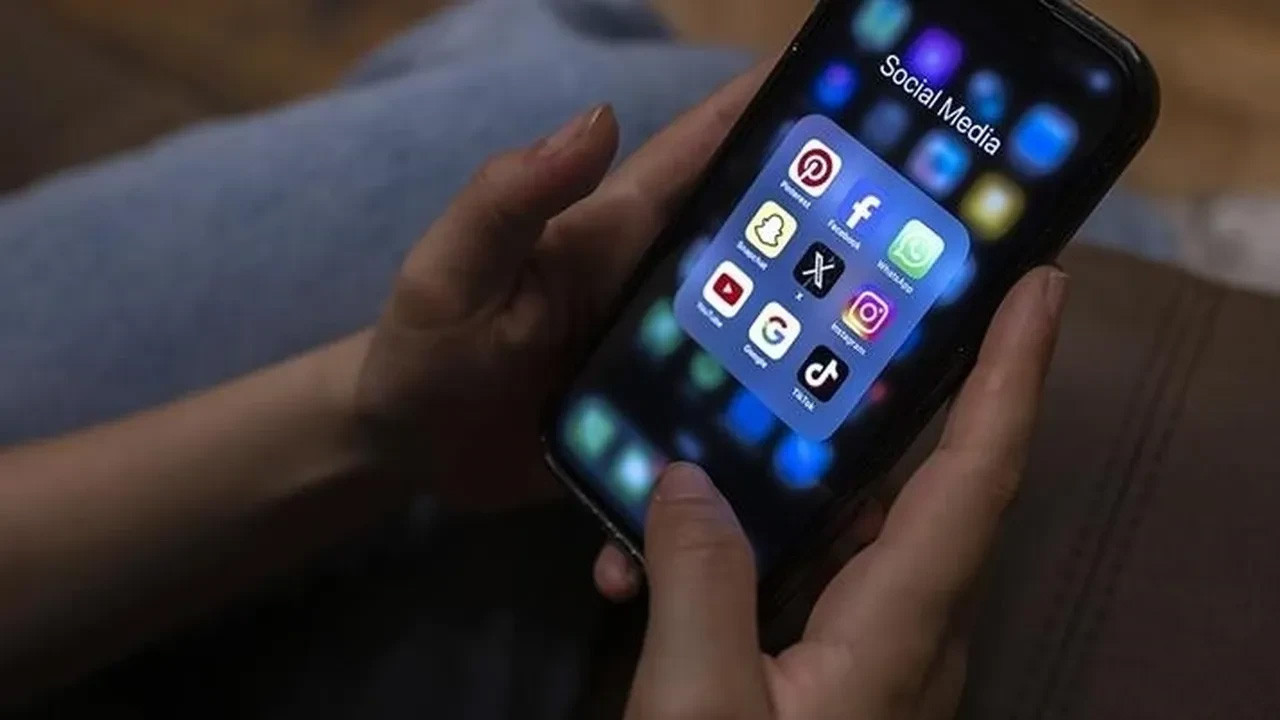 'Yaş doğrulama uygulaması' geliyor! Uymaya yaptırım var