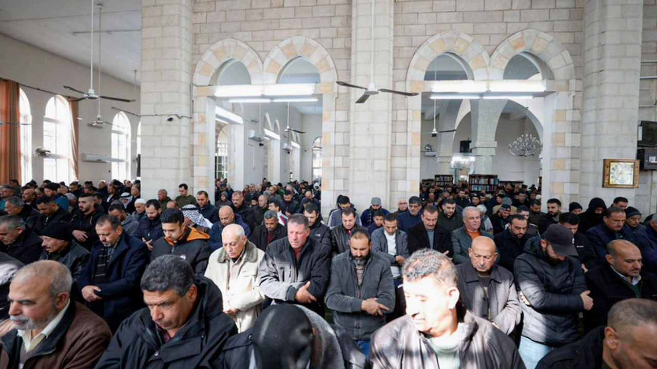 Kahramanmaraş'taki saldırıda hayatını kaybedenler için 3 ilde gıyabi cenaze namazı kılındı