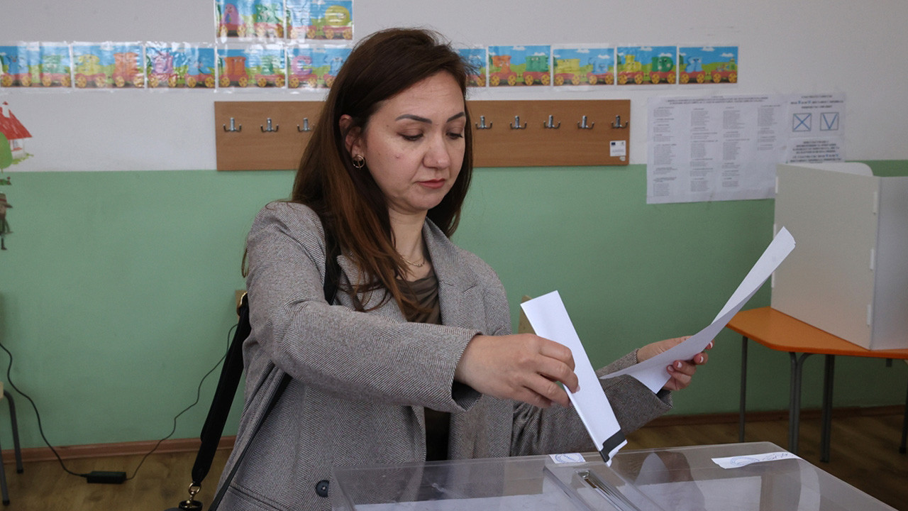 Bulgaristan'da genel seçim için oy kullanma işlemi başladı