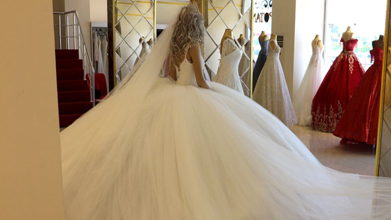 Gelinlik denemek de artık ücretli! Fiyatlara bakın