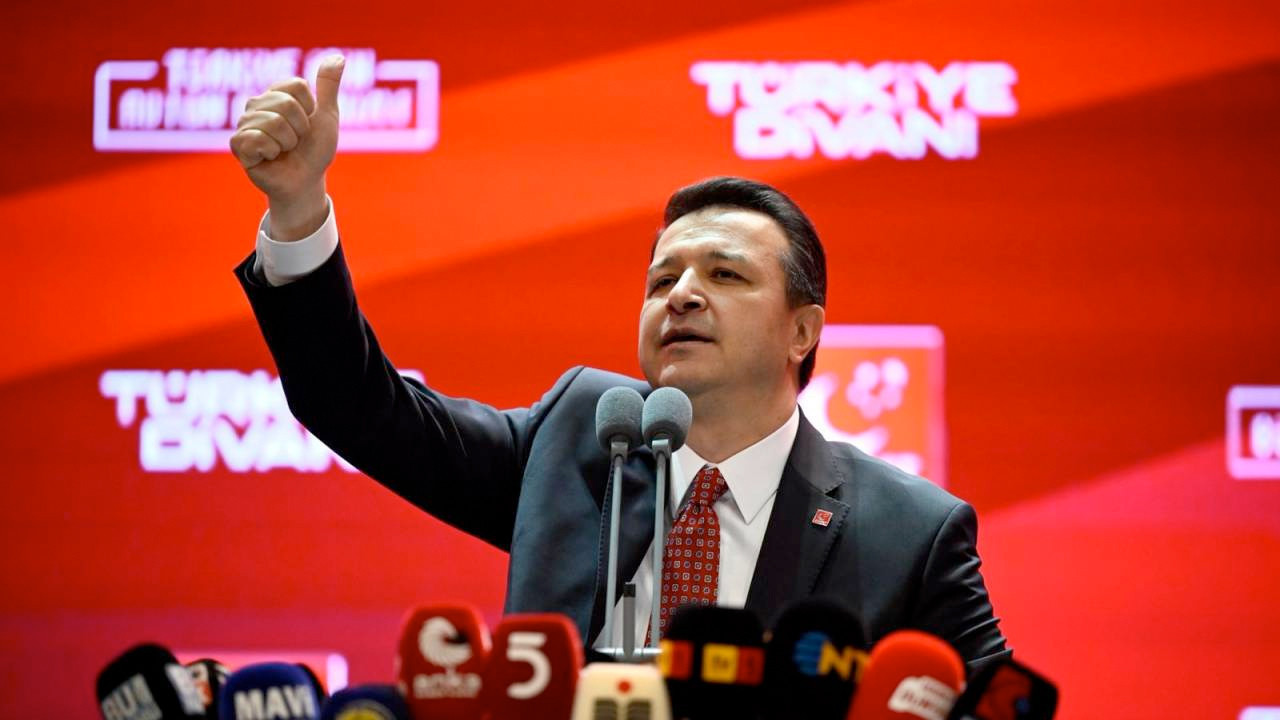 Saadet seçim startını verdi: Belediye koridorlarını Dallas'a, okulları Teksas'a çevirdiler