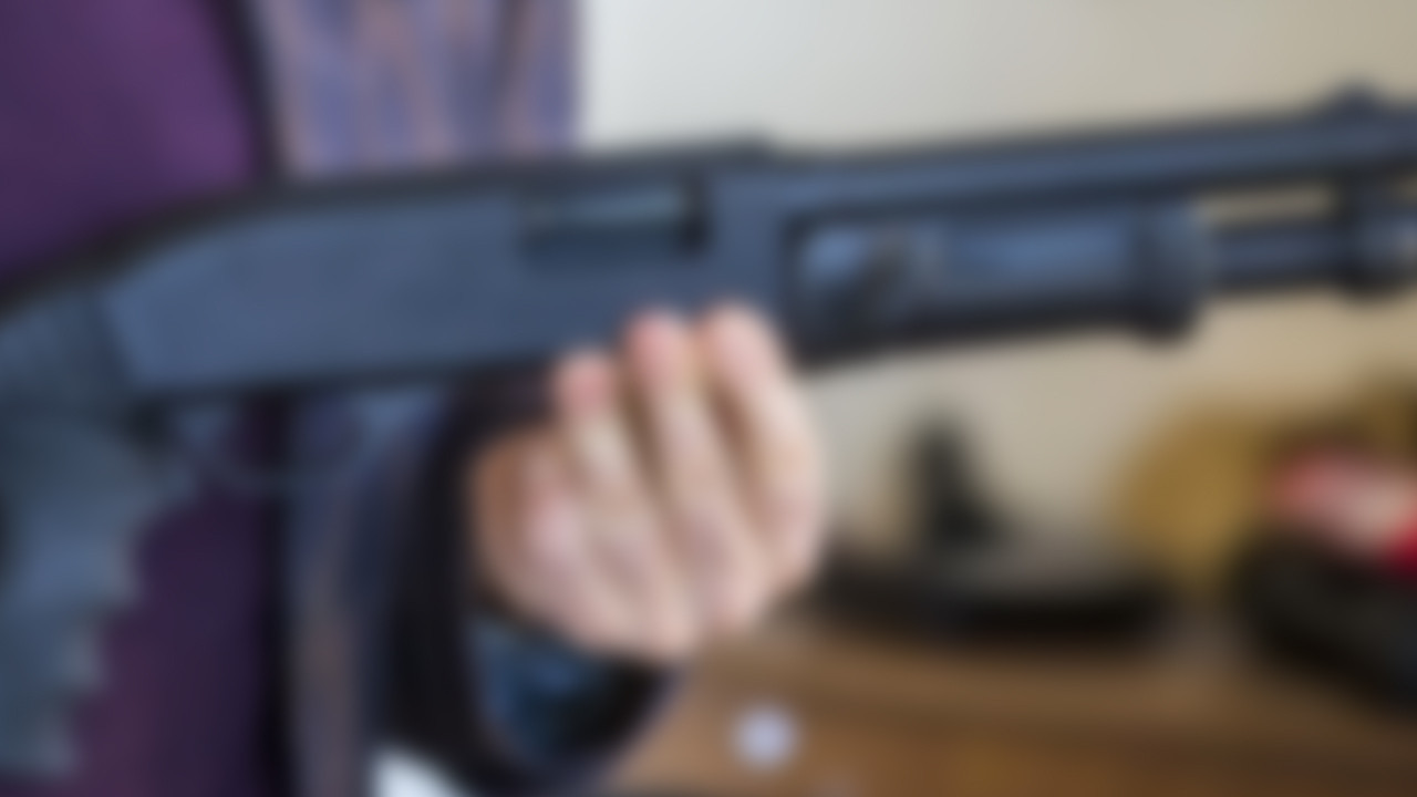 Oğlu ile tartışan baba dehşet saçtı