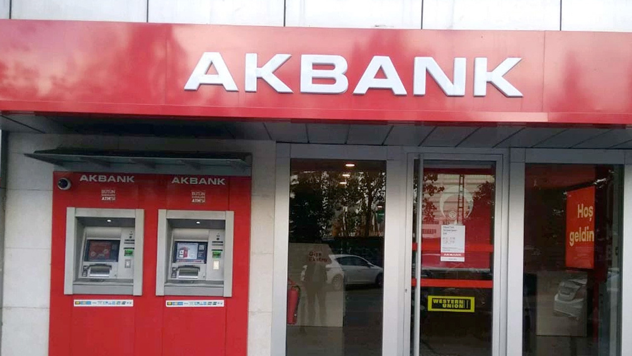 Akbank'tan KOBİ'lere faizsiz 100 bin liraya varan nakit desteği