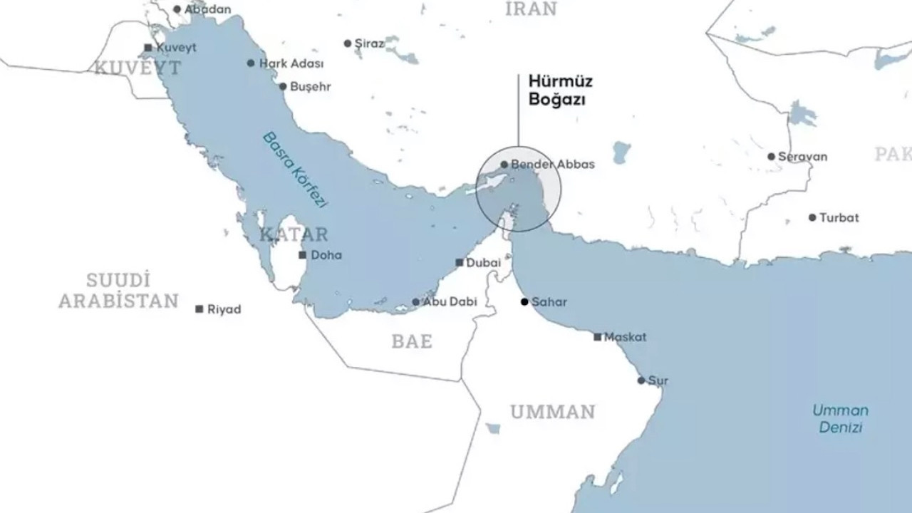 İran'dan cesur hamle! Ablukaya rağmen petrol tankerini geçirdi